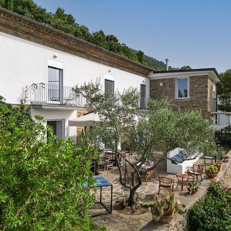 Albeca Boutique Hotel - Relais De Charme Sul Mare Castellabate Buitenkant foto