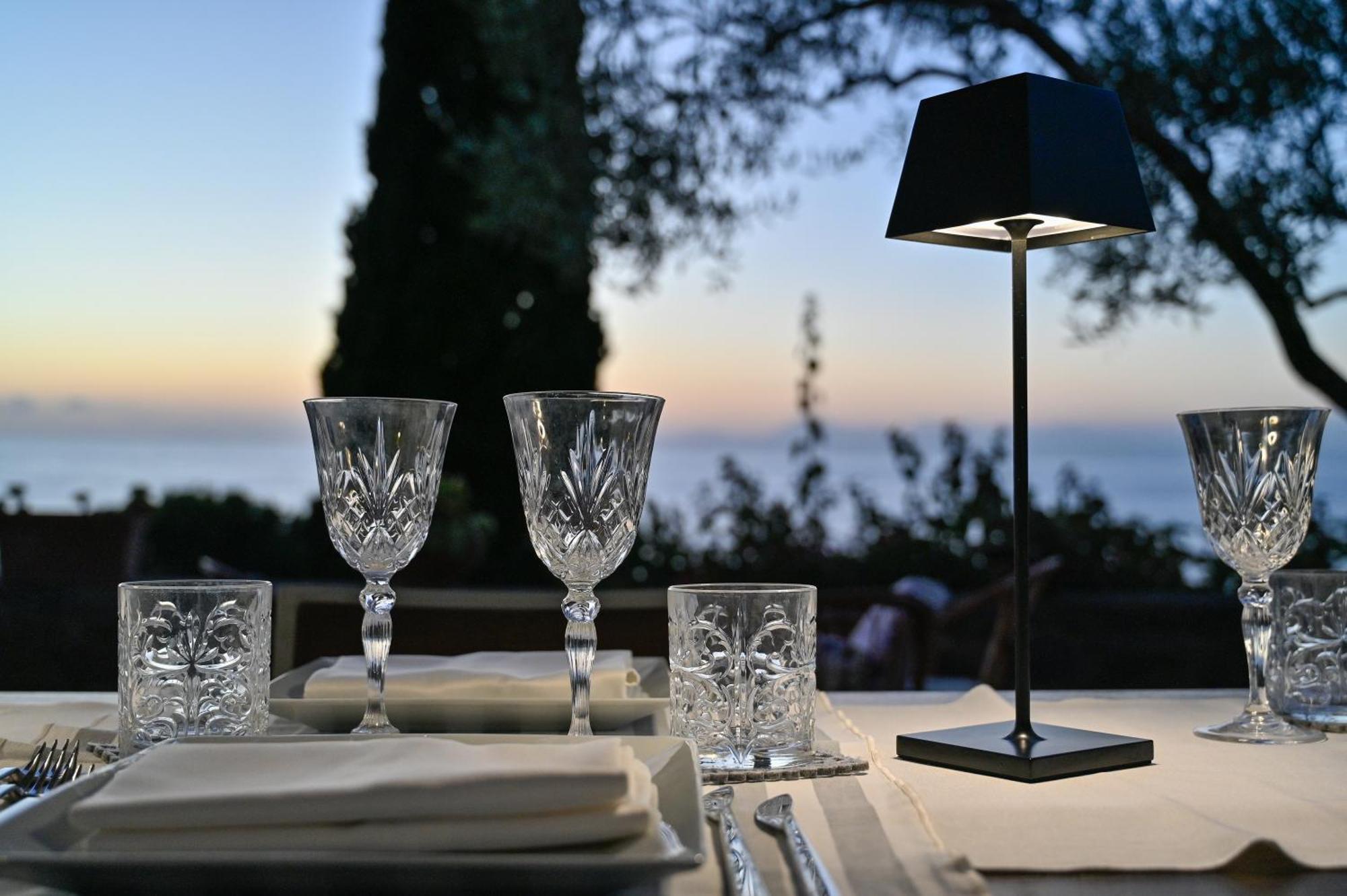 Albeca Boutique Hotel - Relais De Charme Sul Mare Castellabate Buitenkant foto